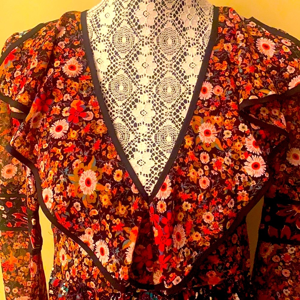 BCBG MaxAzria top